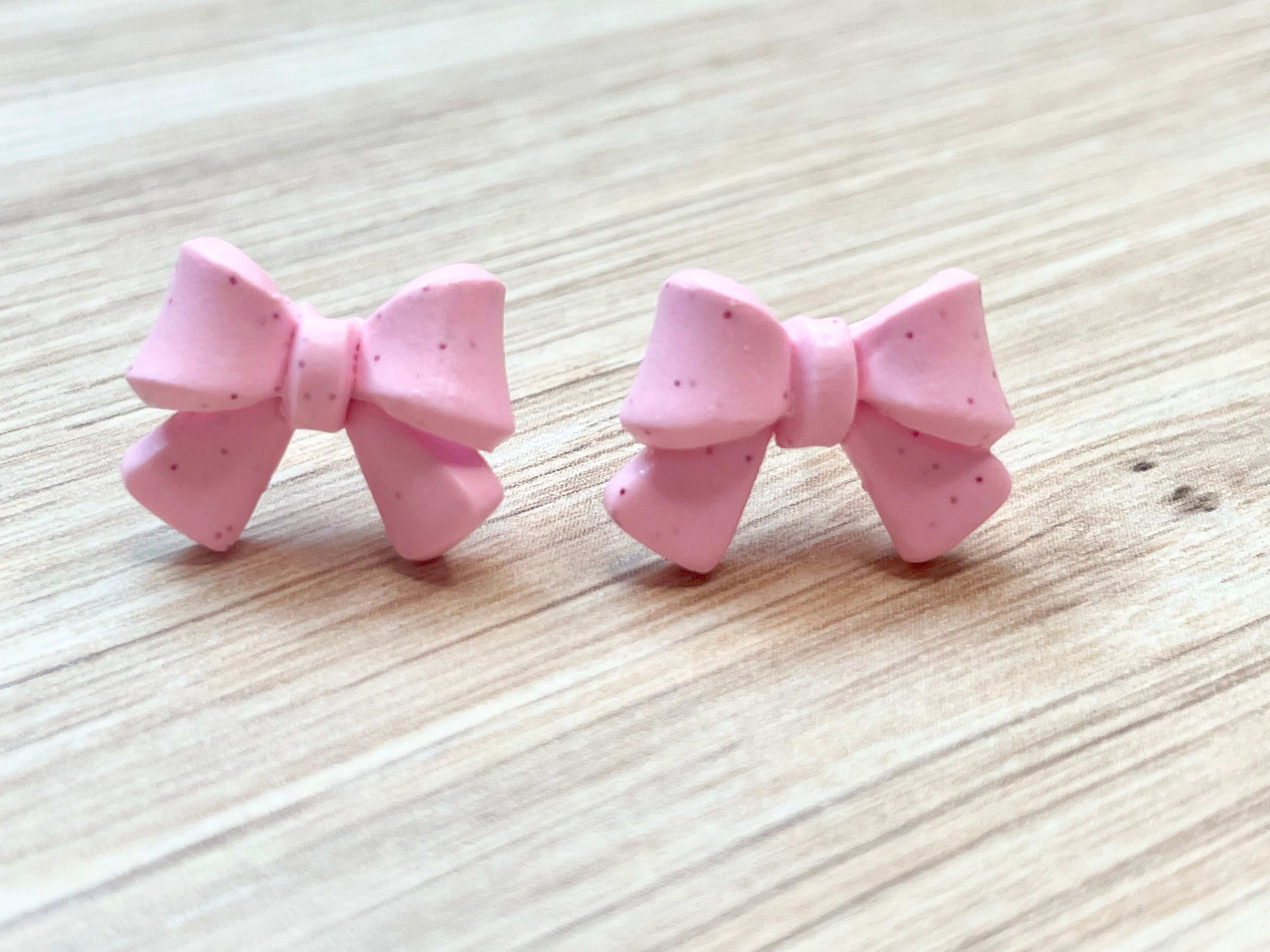 Put a Bow On It Studs