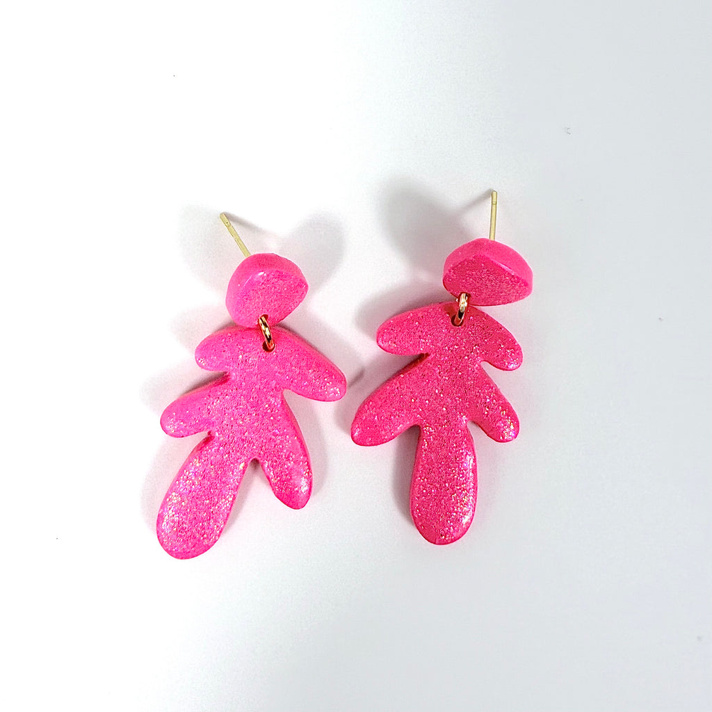 Tara Dangles
